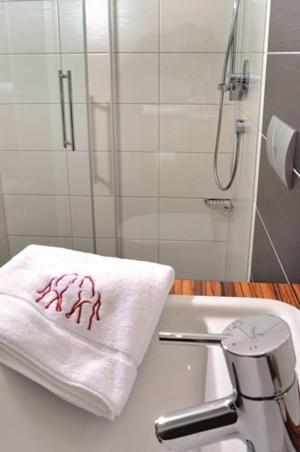 Reit- Und Sporthotel Eibenstock Quarto foto